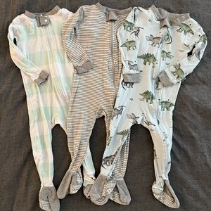 Burt’s Bees Zip Front Sleepers